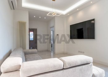 Soggiorno - Four-room apartment VIA LOMBARDIA SANTA MARGHERITA DI LISSONE
 
71, Lissone - photo 5