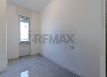 Stanza vuota - Four-room apartment VIA LOMBARDIA SANTA MARGHERITA DI LISSONE
 
71, Lissone - photo 8