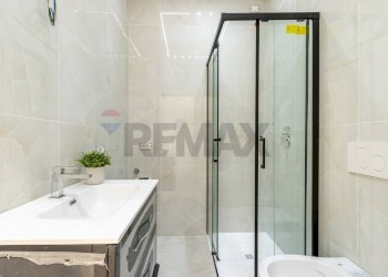 Bagno - Four-room apartment VIA LOMBARDIA SANTA MARGHERITA DI LISSONE
 
71, Lissone - photo 13