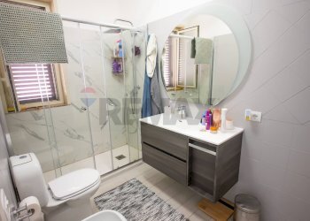 Bagno - Quadrilocale Via San Gregorio
 
61, Aci Castello - foto 12