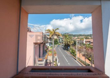 Edificio all\'aperto - Loft Via San Gregorio
 
61, Aci Castello - foto 6