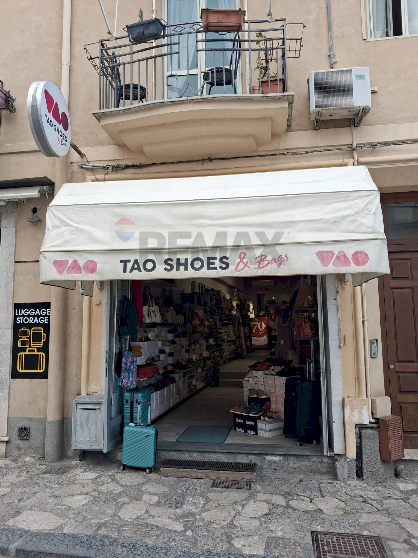 Edificio all\'aperto - Attività Commerciale Viale San Pancrazio
18, Taormina - foto 3