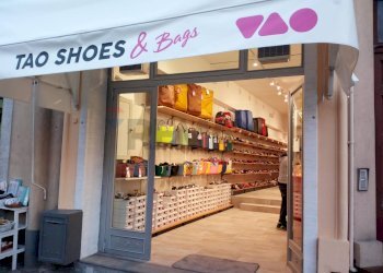 Dispensa di stoccaggio - Commercial Activity Viale San Pancrazio
 
18, Taormina - photo 1