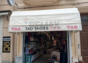 Edificio all\'aperto - Commercial Activity Viale San Pancrazio
 
18, Taormina - photo 3