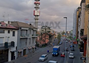 Edificio all\'aperto - Three-room apartment via sempione
 
49, Pero - photo 14