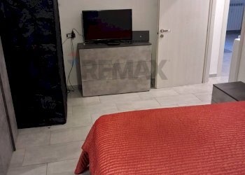 Camera / camera da letto - Three-room apartment via sempione
 
49, Pero - photo 18