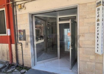 Edificio all\'aperto - Commercial Premises Grottaminarda - photo 2