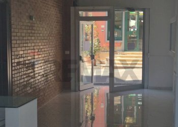 Edificio all\'aperto - Commercial Premises Grottaminarda - photo 4
