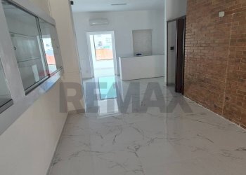 Hall / corridoio - Commercial Premises Grottaminarda - photo 7