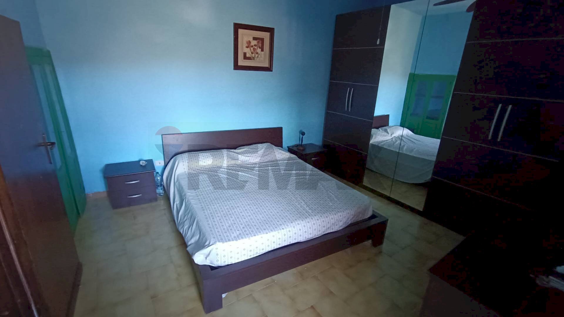 Camera / camera da letto - Three-room apartment Santi Cosma e Damiano - photo 2