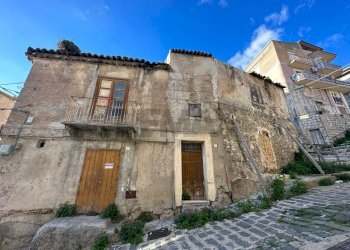 Casa all\'aperto - Rustic via fratelli cairoli
 
31-33-35, Palma di Montechiaro - photo 10