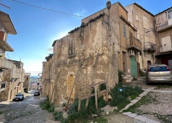 Edificio all\'aperto - Rustic via fratelli cairoli
 
31-33-35, Palma di Montechiaro - photo 26