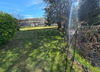 Giardino - Appartamento Via Molinaccio
 
12, Sesto Calende - foto 31