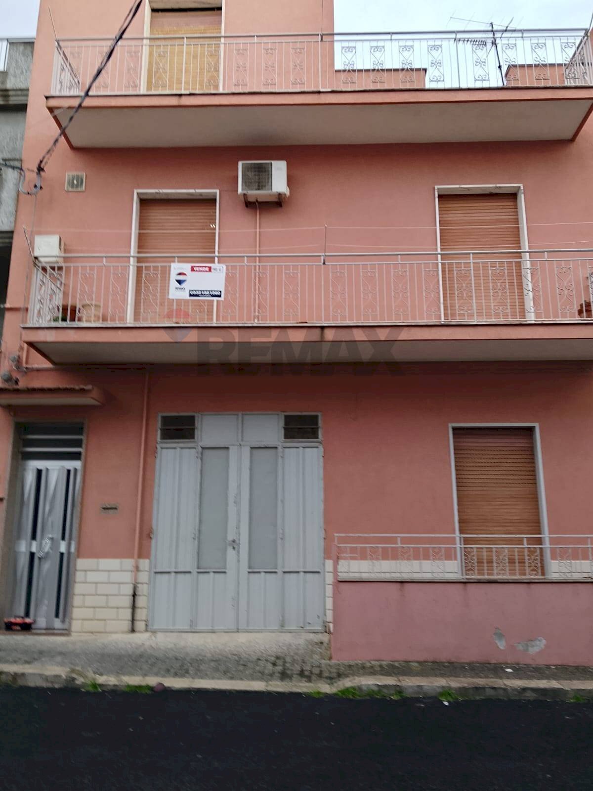 Edificio all\'aperto - Independent house Via Pitagora
 
6, Comiso - photo 1