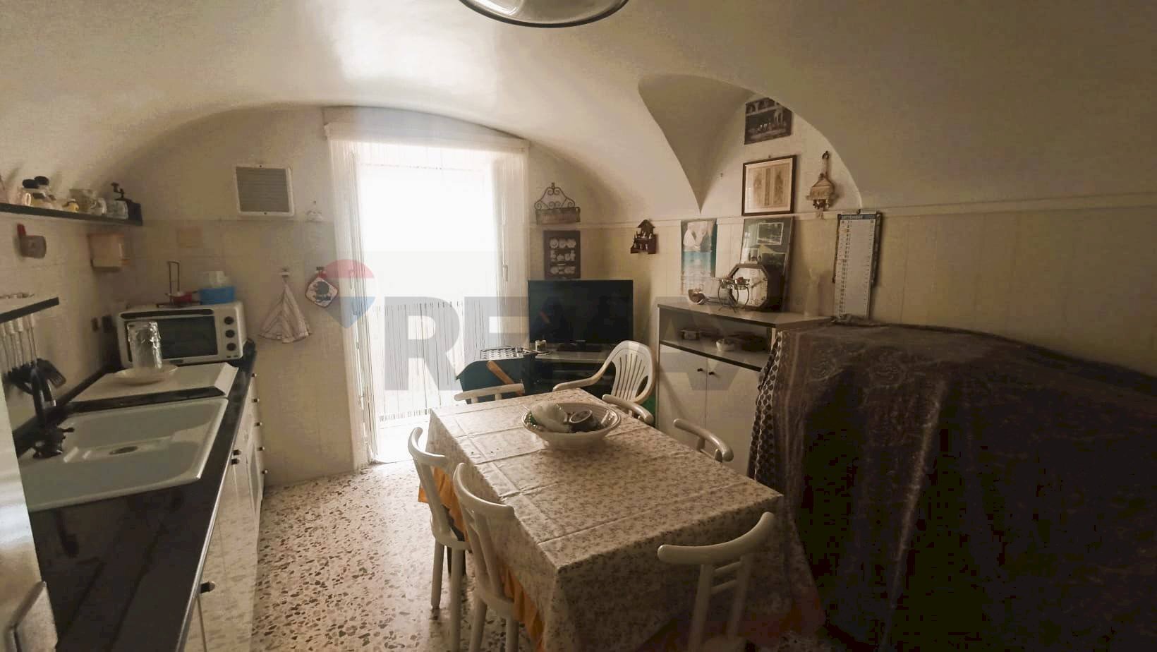 Cucina - Casa indipendente via  brullo
 
26, Chiaramonte Gulfi - foto 3