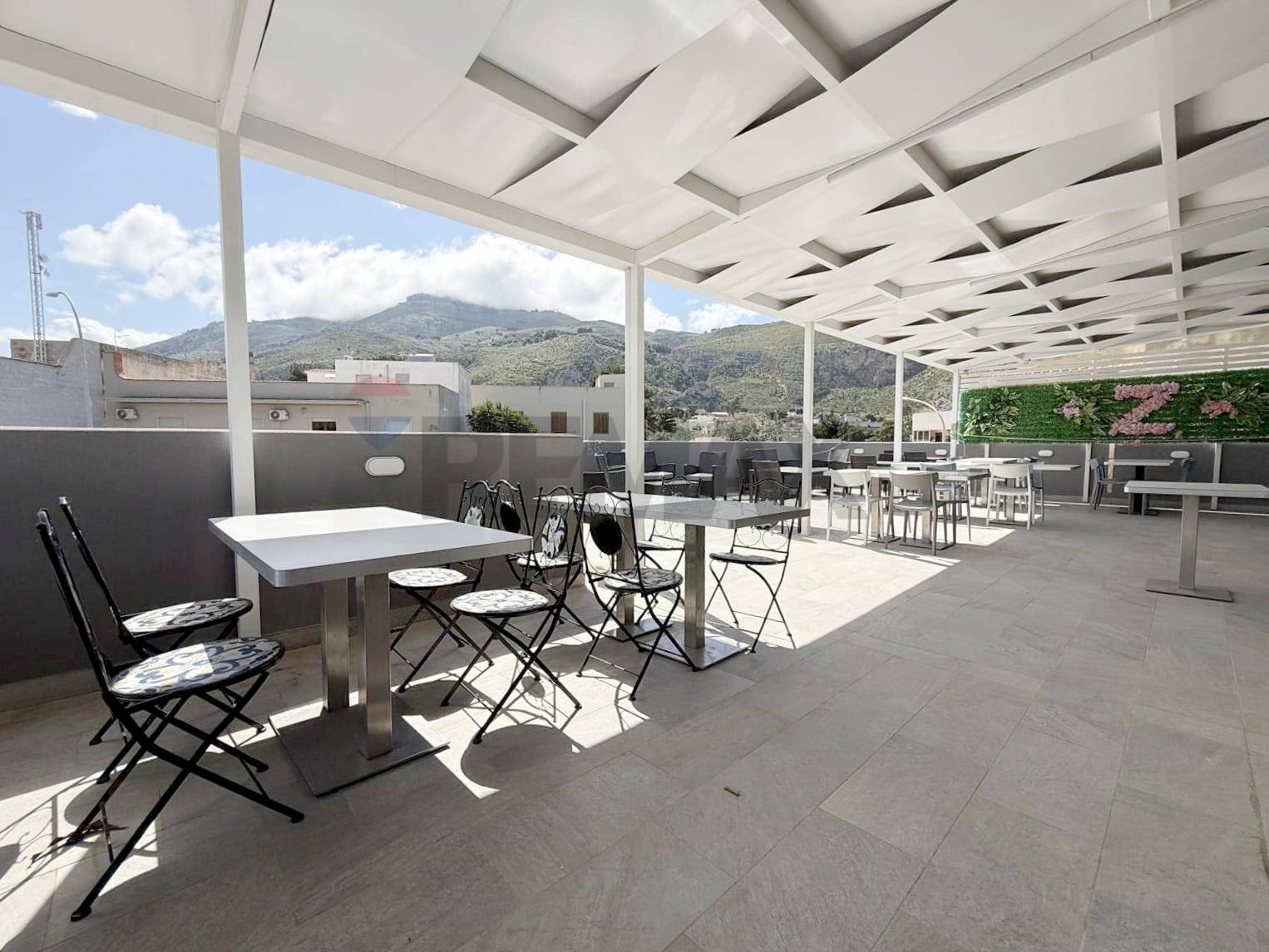 Terrazza - Commercial Premises Via Asmara
 
94, Valderice - photo 1