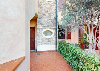 Foto 42 - Trilocale Località Sermana
 
1, Peschiera del Garda - foto 42