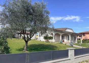 Foto 1 - Independent house Rodigo - photo 1