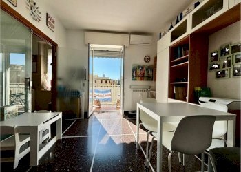 IMG_0016.jpg - Appartamento Viale Pio VII 25, Genova (zona Marassi) - foto 2