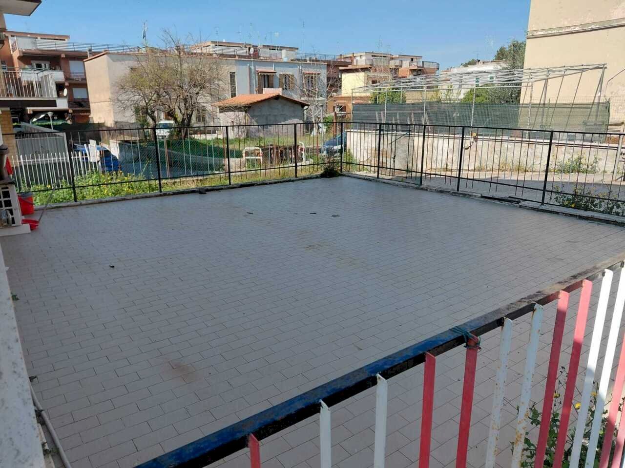 WhatsApp Image 2026-03-26 at 11.27.07 (1).jpeg - Locale Commerciale Via Imperatore Adriano 24, Tivoli - foto 3