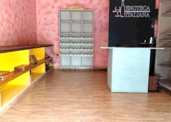 WhatsApp Image 2026-03-30 at 11.13.11 (3).jpeg - Locale Commerciale Via Imperatore Adriano 24, Tivoli - foto 9