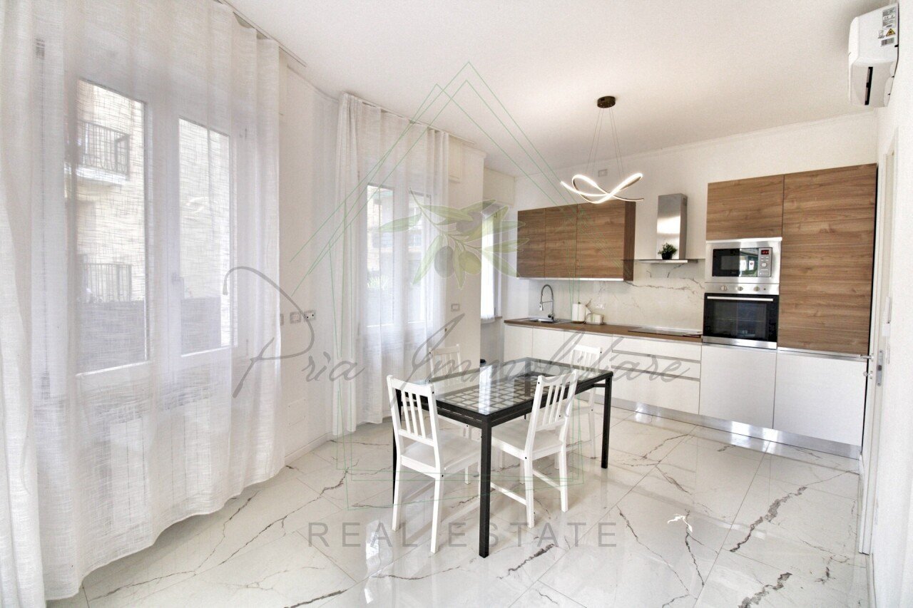 a (1).jpg - Appartamento Via Marco Polo 12B, Rapallo - foto 2