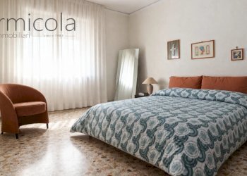Four-room apartment Portici - photo 1