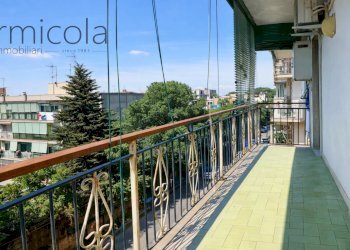 Four-room apartment Portici - photo 11