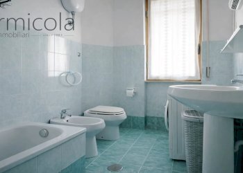 Four-room apartment Portici - photo 13