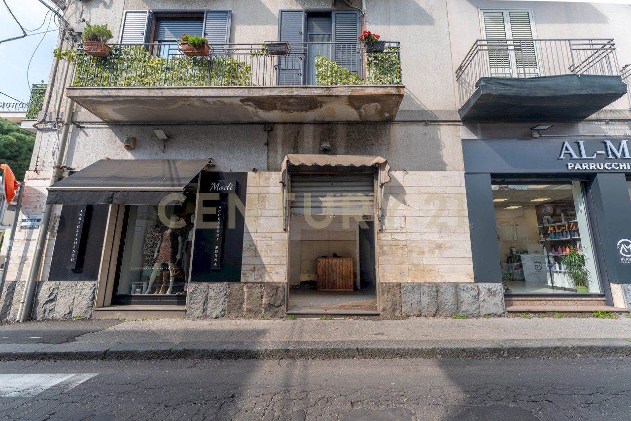 Botteghe Barriera CT (2).jpg - Locale Commerciale Via del Bosco 107, Catania - foto 2