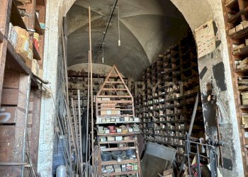 IMG_6462.JPG - Locale Commerciale Via 6 Aprile 61, Catania - foto 21