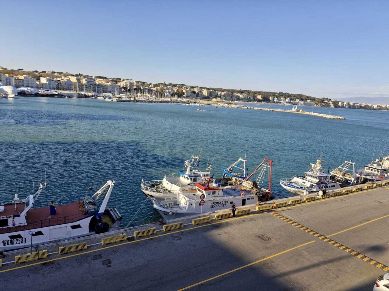 PHOTO-2026-03-28-17-45-28[1].jpg - Quadrilocale Via Molo Innocenziano 44, Anzio - foto 1