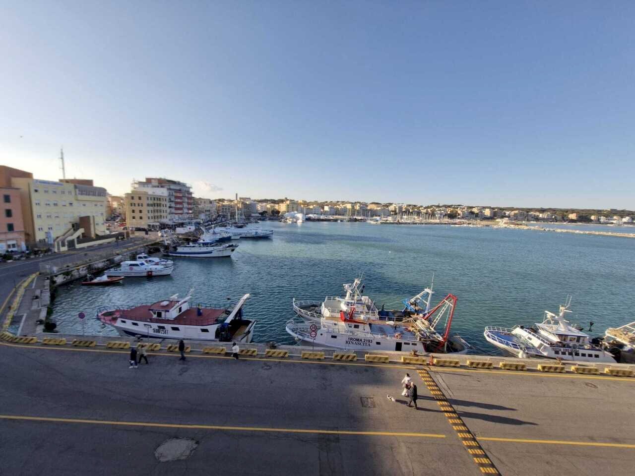 PHOTO-2026-03-28-17-44-45[4].jpg - Quadrilocale Via Molo Innocenziano 44, Anzio - foto 2