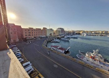 PHOTO-2026-03-28-17-44-45[1].jpg - Quadrilocale Via Molo Innocenziano 44, Anzio - foto 4