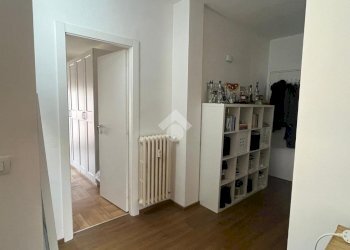 Two-room apartment Via Benevento, Torino (neighborhood Vanchiglietta) - photo 9