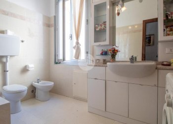 Quadrilocale Via Giacomo Puccini, Imperia - foto 21