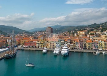 Quadrilocale Via Giacomo Puccini, Imperia - foto 26