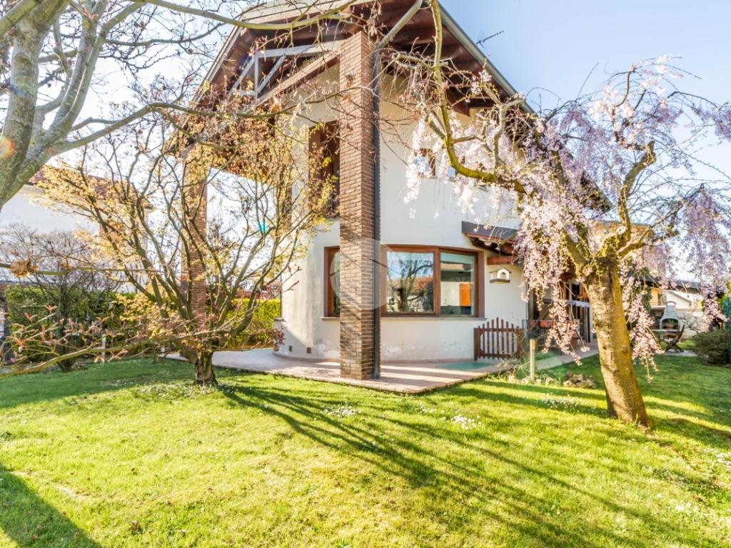 Villa Via Giulio Verne, Marcallo con Casone - photo 1