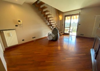 Three-room apartment Via Trieste, Saluzzo - photo 3