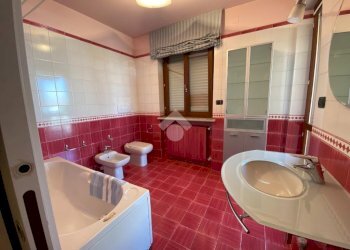 Three-room apartment Via Trieste, Saluzzo - photo 10