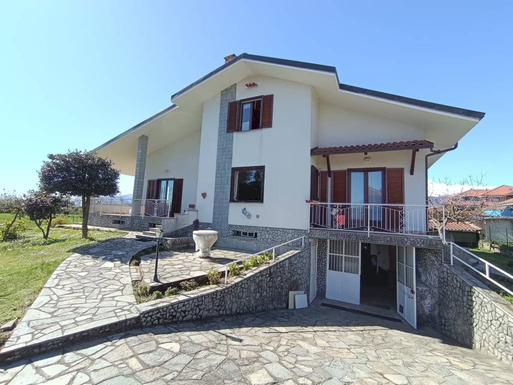 Villa Bricherasio - foto 1