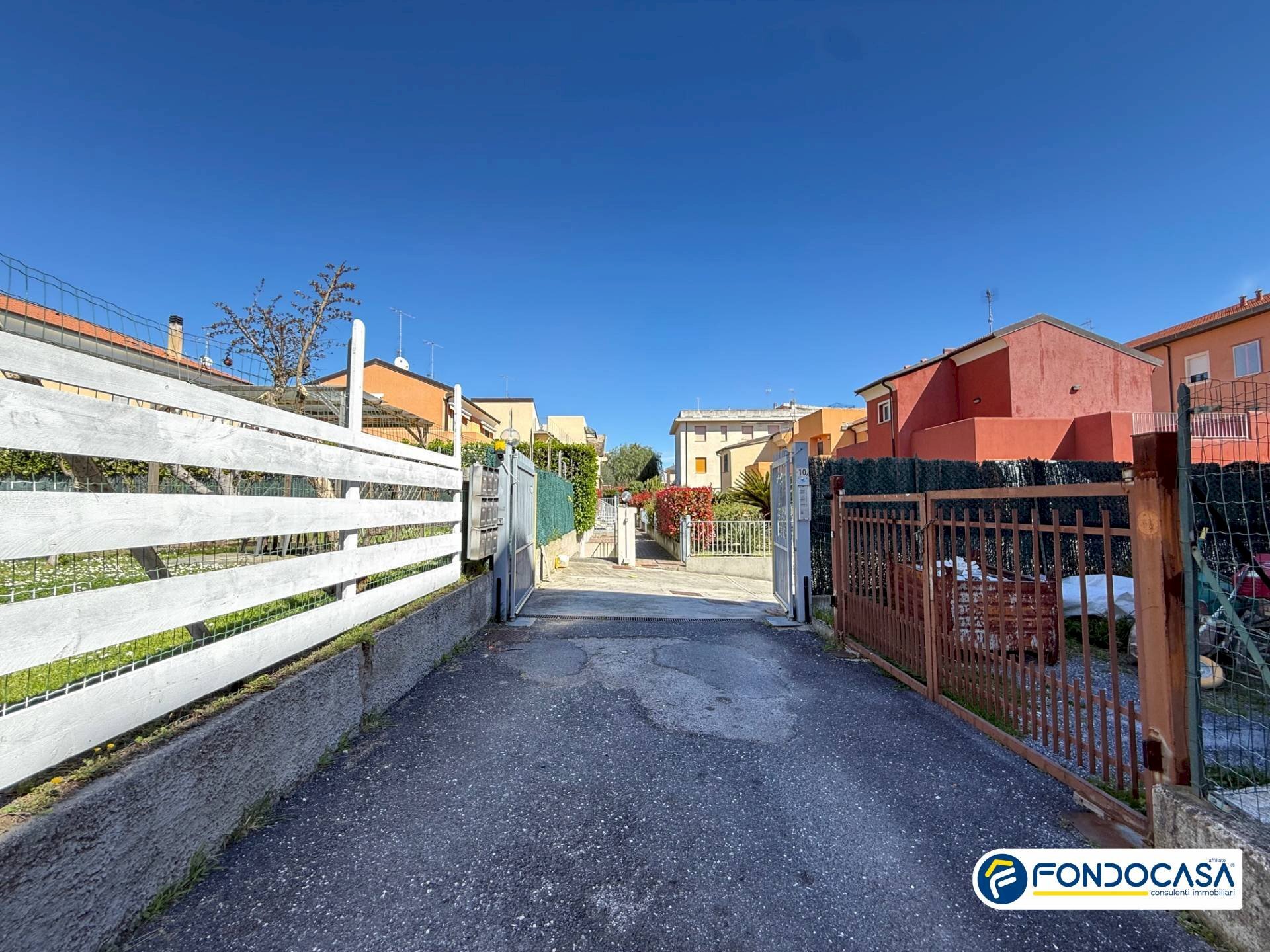 Foto 1 - Box Via D'Annunzio
 
10 A, Loano - photo 1