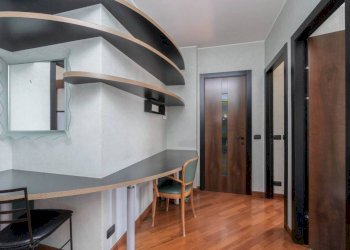 Disimpegno - Three-room apartment via Tofane, 27, Torino (neighborhood Pozzo Strada) - photo 11