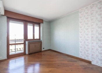 Camera da letto - Trilocale via Tofane, 27, Torino (zona Pozzo Strada) - foto 7