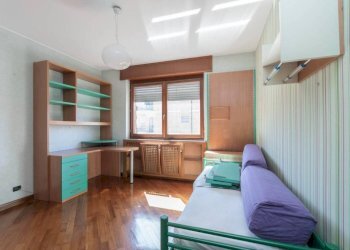 Camera da letto - Trilocale via Tofane, 27, Torino (zona Pozzo Strada) - foto 14