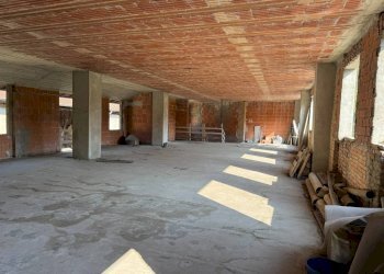 Magazzino - Rustico Cascina Molino Cattaneo, Missaglia - foto 8