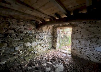 Stanza vuota - Rustico località Pezza
 
snc, Avegno - foto 10