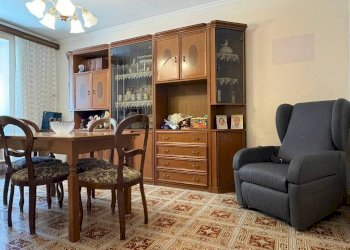 Salone - Casa indipendente via Borgo Nuovo, 51, Fara in Sabina - foto 2