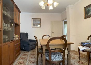 Salone - Casa indipendente via Borgo Nuovo, 51, Fara in Sabina - foto 3