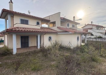 Terreno - Villa via Carolano, Montelibretti - photo 3